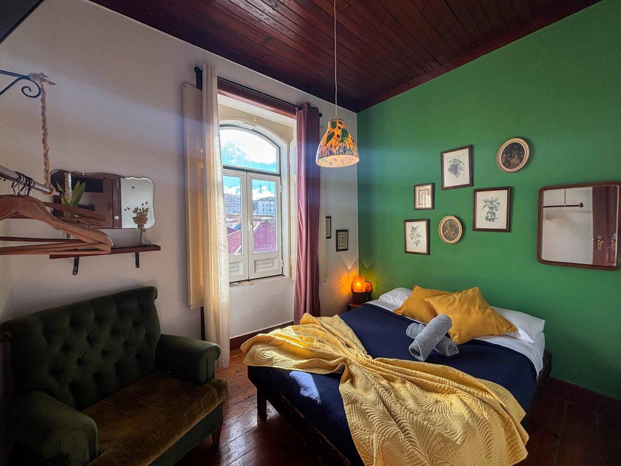 Oliva Guesthouse ヴィラ・フランカ・デ・シーラ エクステリア 写真